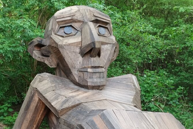The Six Forgotten Giants Trolls Hunt with Minibus - Albertslund: sitting with Thomas on the Mountain