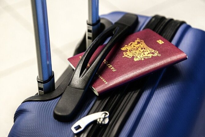Transfer Kastrup Airport (CPH) to Copenhagen City Center - The private vehicle and five-passenger limit