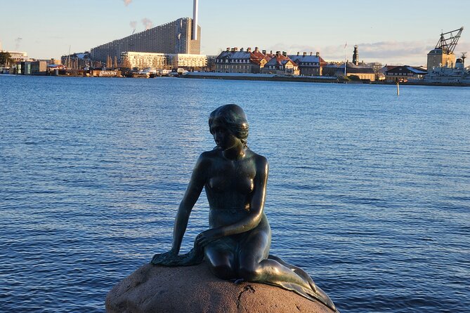 Walk & Canal Tour: Copenhagen Highlights + Changing of the Guards - Quick take: what makes this Copenhagen tour useful