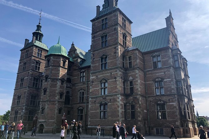 Walking tour - Copenhagen Old Town & Tivoli Park included - Højbro Plads and King’s New Square