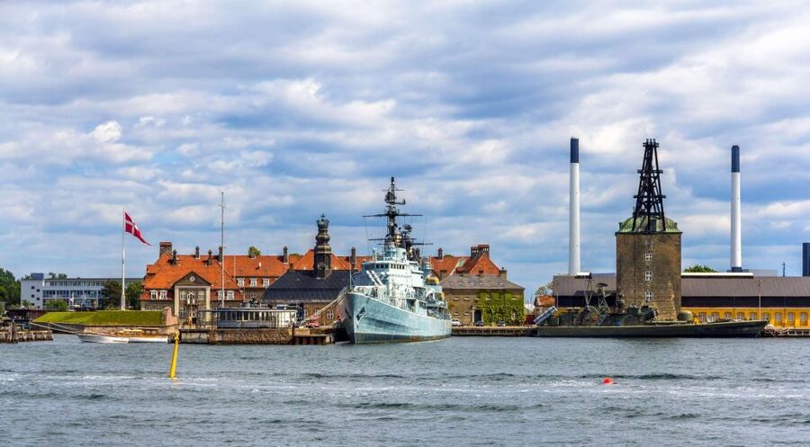 WWII Copenhagen Nyhavn and War Museum Private Walking Tour - Practical details that affect the day